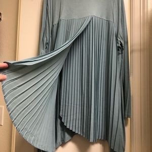 Sejour long sleeve Blouse w/ accordion drape